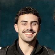 Prof à domicile, avec un bac+5 en arabe et en enseignement.